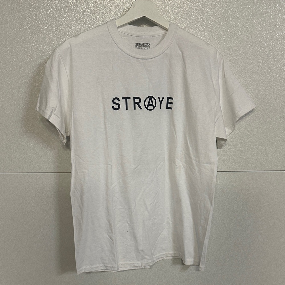 STRAYE White Short Sleeve Tee t-shirt